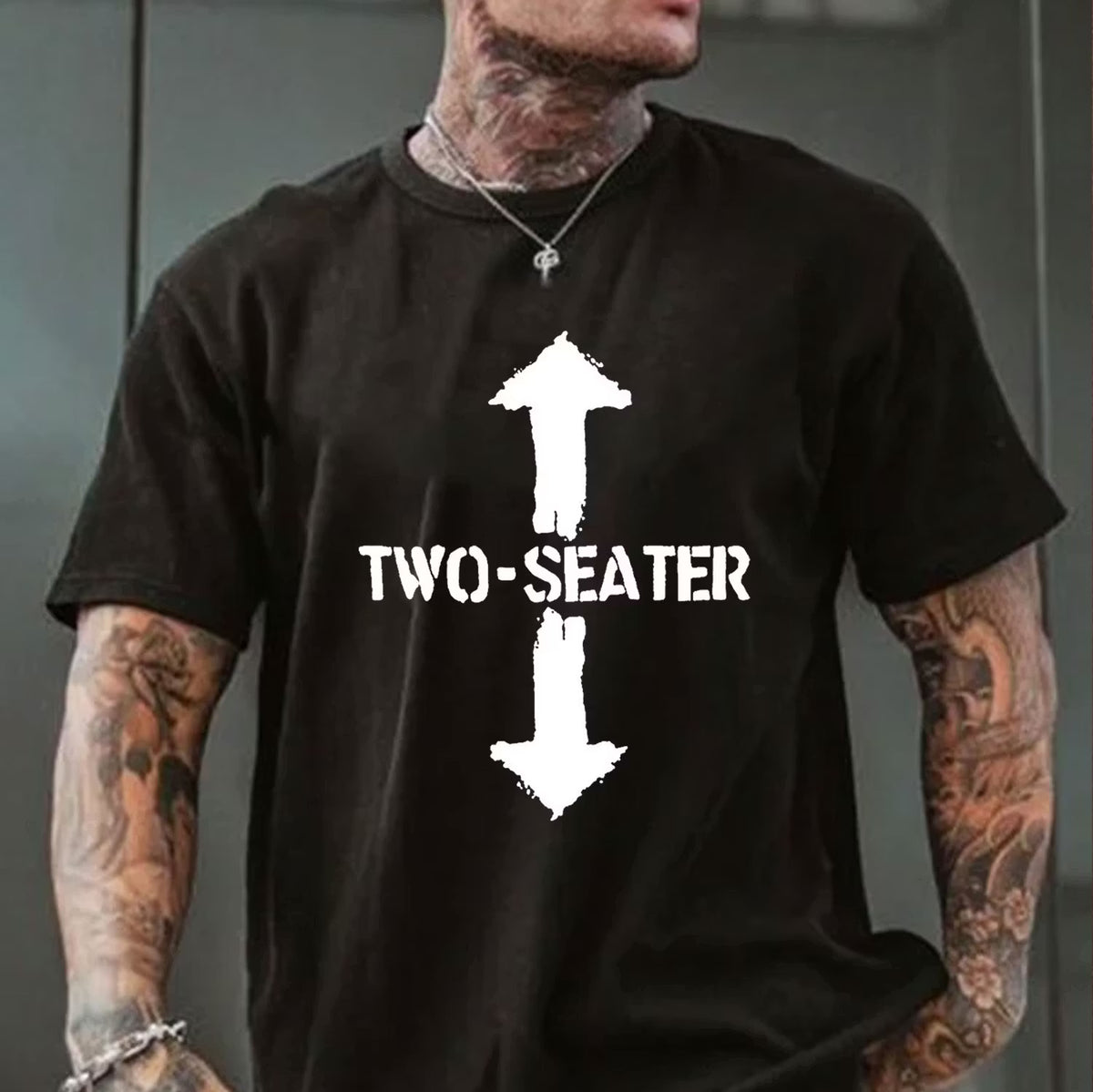 TWO-SEATER Double Arrow Simple Casual Graphic Black Print T-shirt