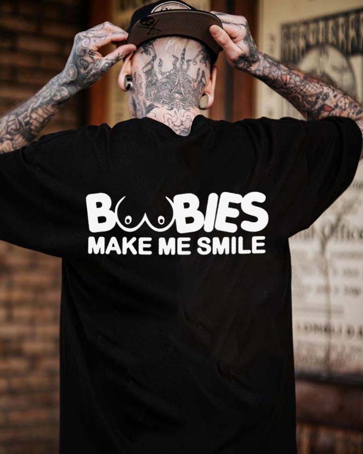 Boobies Make Me Smile Printed Men's T-shirt