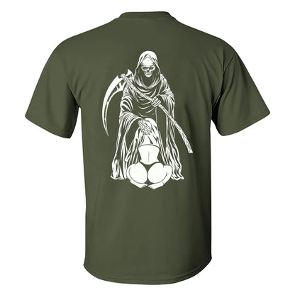 Hiding In The Reaper Crotch Printed Men's T-shirt